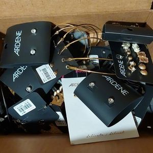 Box of jewellery NEW!